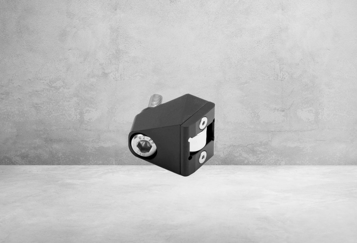 Saber Tactical Arm Lock Gunpit DK